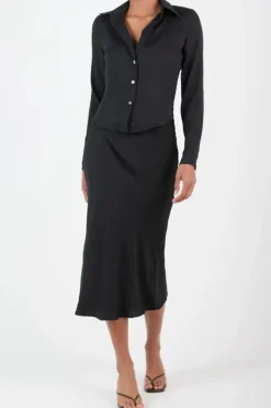 Anemos Fitted Button Down Shirt in Black