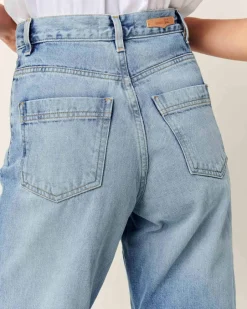 Bay Cruise Denim Jeans in Astral Blue