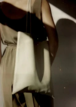 Modern Weaving Slim Lamb Sak in Camel