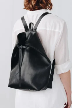 The Folded Leather Backpack Black